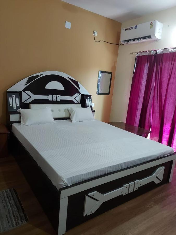 New Varsha Residency *